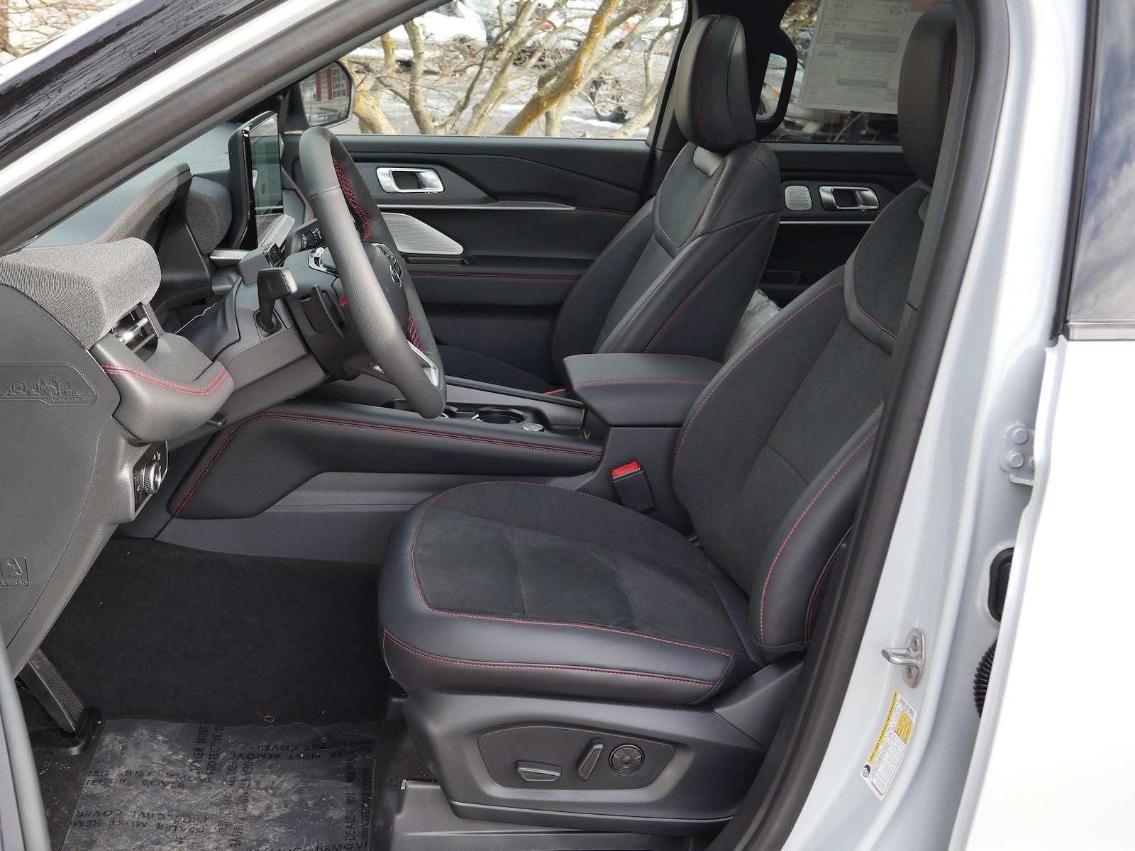 New 2026 Ford Explorer - photo 5