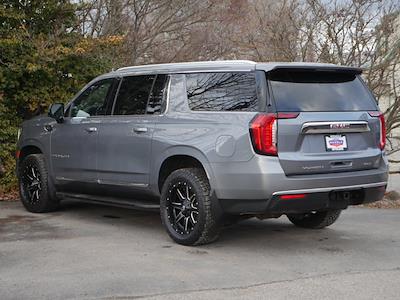 Used 2021 GMC Yukon XL - photo 1