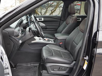 Used 2021 Ford Explorer - photo 1