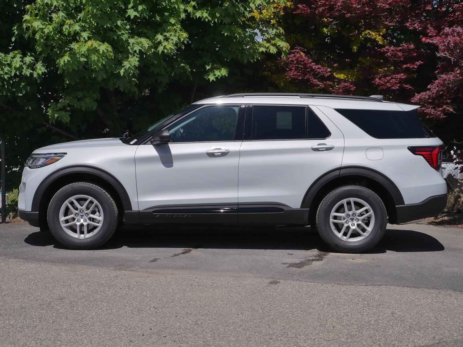 New 2026 Ford Explorer - photo 17