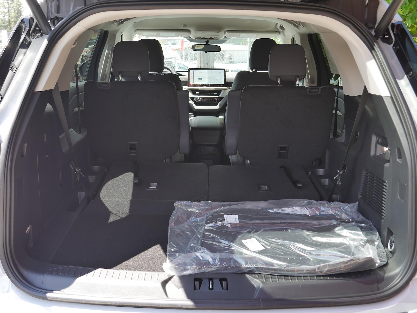 New 2026 Ford Explorer - photo 24