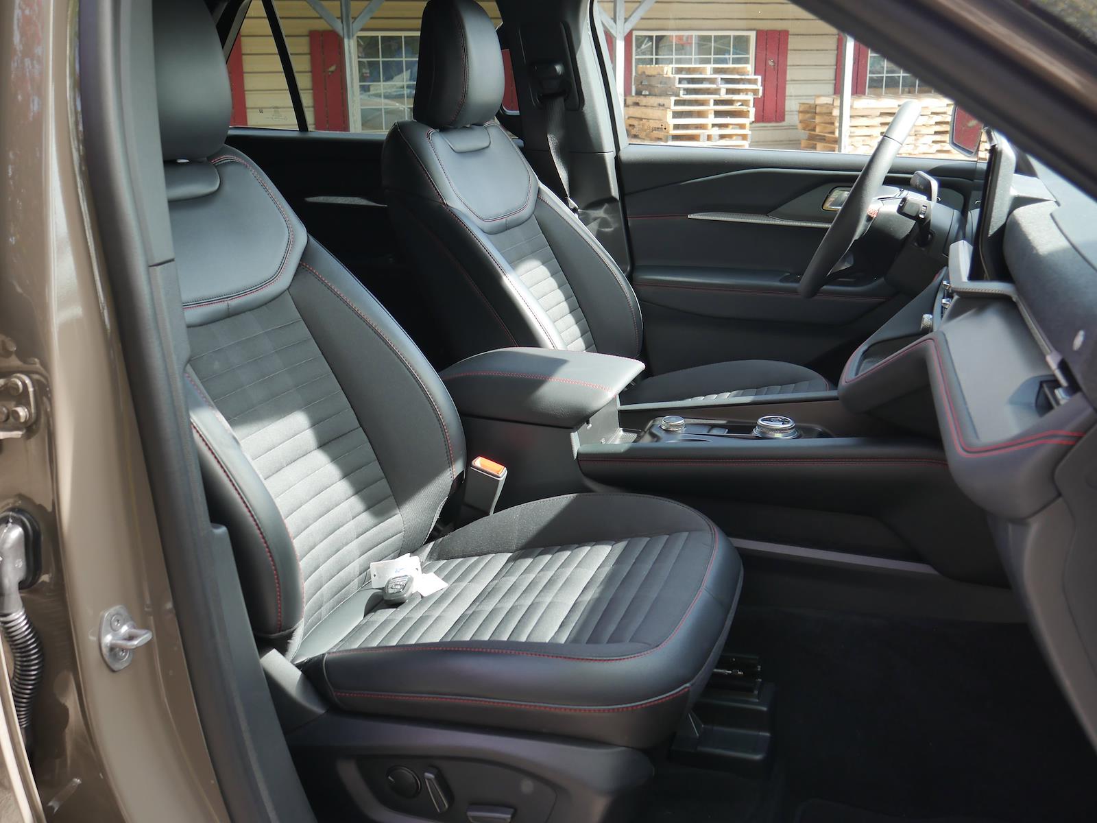 New 2026 Ford Explorer - photo 31