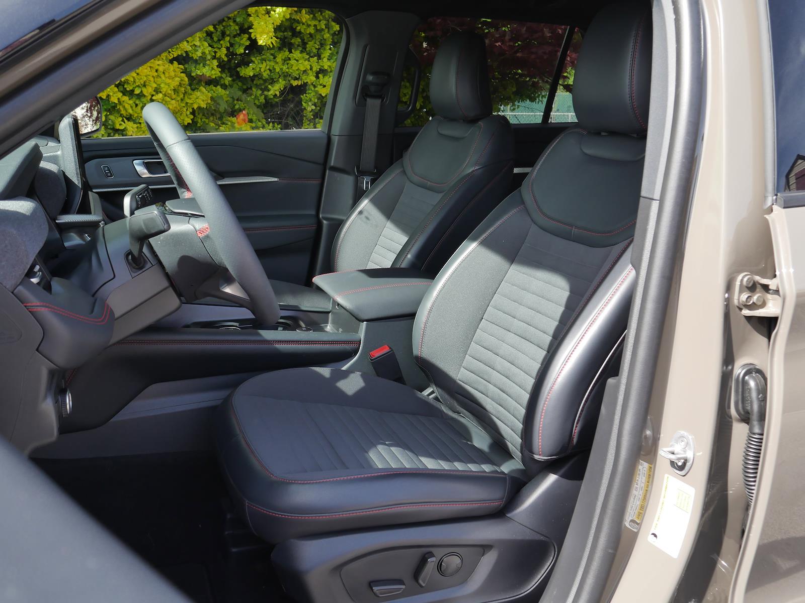 New 2026 Ford Explorer - photo 37