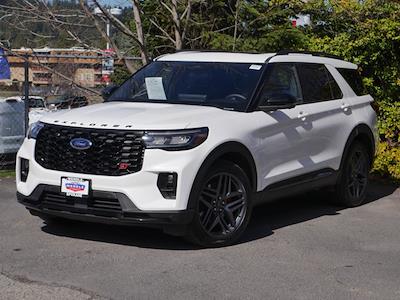 Used 2025 Ford Explorer - photo 1