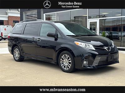 Used 2018 Toyota Sienna XLE Minivan for sale #SU1051A - photo 1