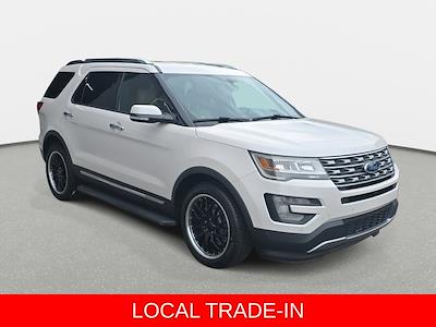 Used 2017 Ford Explorer - photo 2