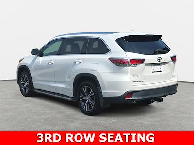 2016 Toyota Highlander 4x2 SUV for sale #J9619A - photo 2