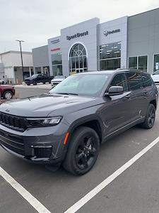 Used 2024 Jeep Grand Cherokee L - photo 1