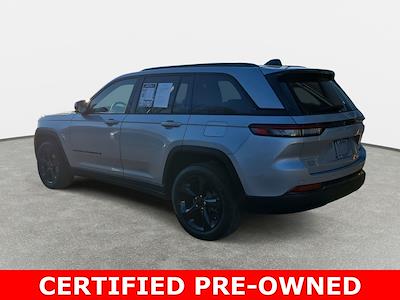 Used 2025 Jeep Grand Cherokee - photo 1