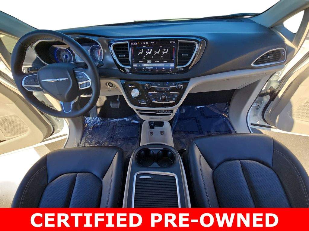 Used 2024 Chrysler Pacifica - photo 11