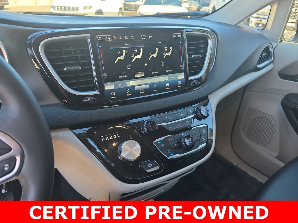 Used 2024 Chrysler Pacifica - photo 24