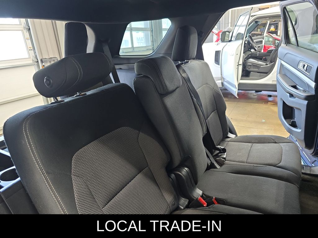 Used 2016 Ford Explorer - photo 13