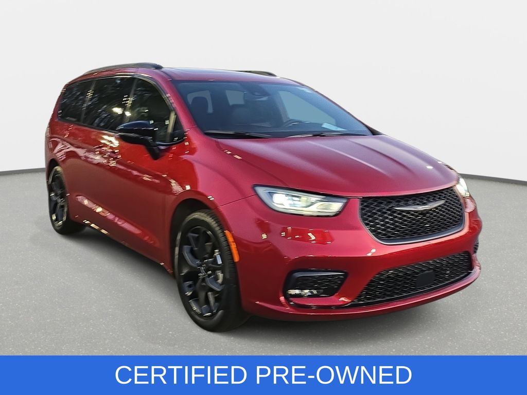 Used 2025 Chrysler Pacifica - photo 5