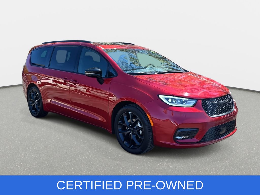Used 2025 Chrysler Pacifica - photo 5