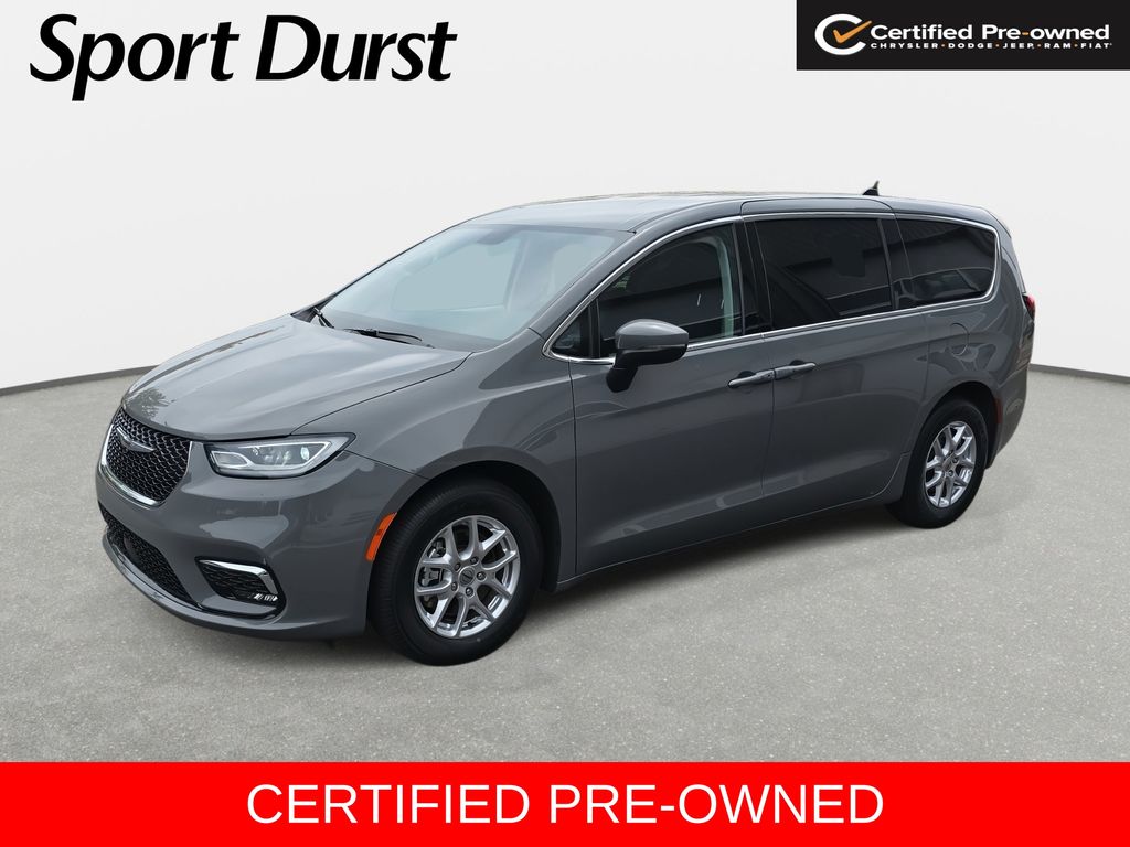 Used 2023 Chrysler Pacifica - photo 1