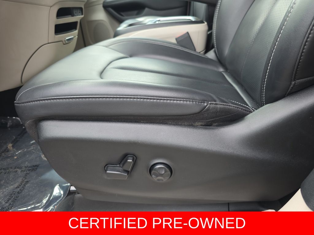 Used 2023 Chrysler Pacifica - photo 31