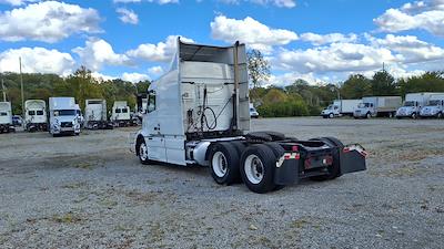 Used 2020 Volvo VNR Volvo D13 Semi Truck for sale #243546 - photo 2