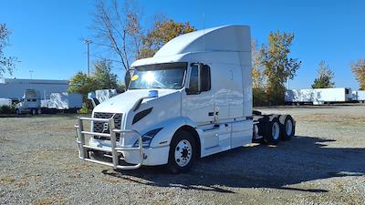 Used 2020 Volvo VNR Volvo D13 Semi Truck for sale #243547 - photo 1