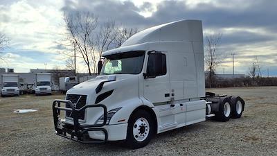 Used 2020 Volvo VNR Volvo D13 Semi Truck for sale #243550 - photo 1