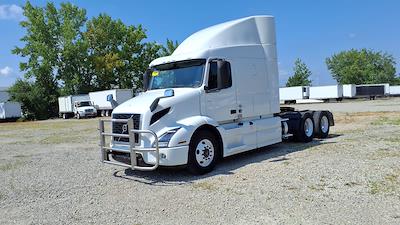 Used 2020 Volvo VNR Volvo D13 Semi Truck for sale #243553 - photo 1