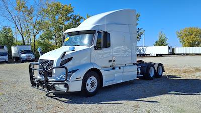 Used 2020 Volvo VNR Volvo D13 Semi Truck for sale #243554 - photo 1