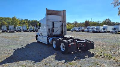 Used 2020 Volvo VNR Volvo D13 Semi Truck for sale #243554 - photo 2