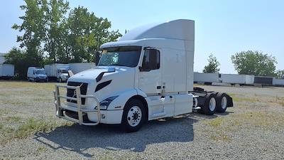 Used 2020 Volvo VNR Volvo D13 Semi Truck for sale #243556 - photo 1