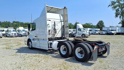 Used 2020 Volvo VNR Volvo D13 Semi Truck for sale #243556 - photo 2