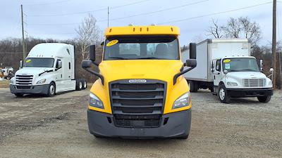 Used 2020 Freightliner Cascadia - photo 1