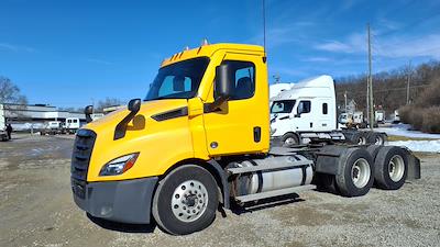 Used 2020 Freightliner Cascadia - photo 1