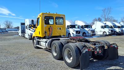 Used 2020 Freightliner Cascadia - photo 1