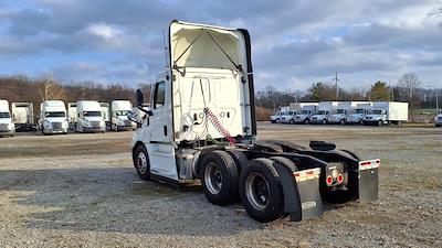 Used 2022 Freightliner Cascadia - photo 1