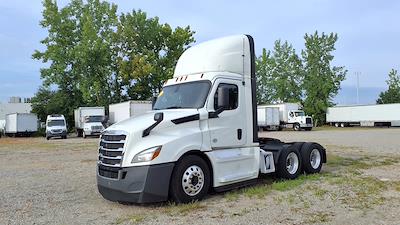 Used 2018 Freightliner Cascadia Detroit Diesel DD15 Semi Truck for sale #750154 - photo 1