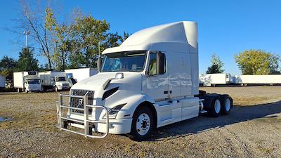 Used 2019 Volvo VNR Volvo D13 Semi Truck for sale #786671 - photo 1