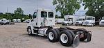 Used 2019 Freightliner Cascadia Detroit DD13 Semi Truck for sale #813304 - photo 2