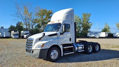 Used 2019 Freightliner Cascadia Detroit DD13 Semi Truck for sale #876830 - photo 1