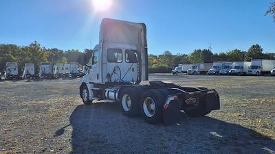 Used 2019 Freightliner Cascadia Detroit DD13 Semi Truck for sale #876830 - photo 2