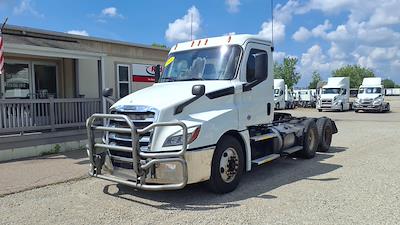Used 2019 Freightliner Cascadia Detroit DD13 Semi Truck for sale #878819 - photo 1