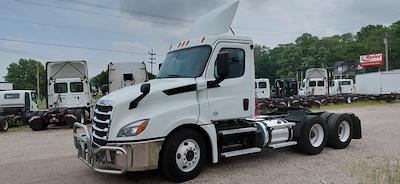 Used 2020 Freightliner Cascadia Detroit DD13 Semi Truck for sale #881296 - photo 1