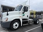 Used 2017 Freightliner Cascadia Detroit DD13 Semi Truck for sale #675199 - photo 1