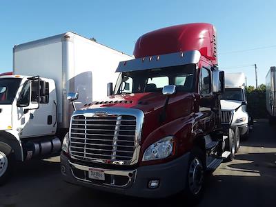 Used 2017 Freightliner Cascadia Detroit Diesel DD15 Semi Truck for sale #679597 - photo 1