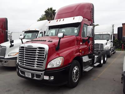 Used 2017 Freightliner Cascadia Detroit Diesel DD15 Semi Truck for sale #679603 - photo 1