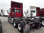 Used 2017 Freightliner Cascadia Detroit Diesel DD15 Semi Truck for sale #679603 - photo 2