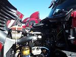 Used 2017 Freightliner Cascadia Detroit Diesel DD15 Semi Truck for sale #679603 - photo 8