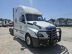 Used 2020 Freightliner Cascadia Detroit Diesel DD15 Semi Truck with Sleeper Cab for sale #239993 - photo 4