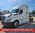 Used 2020 Freightliner Cascadia Detroit Diesel DD15 Semi Truck with Sleeper Cab for sale #267497 - photo 1
