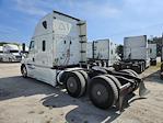Used 2020 Freightliner Cascadia Detroit Diesel DD15 Semi Truck with Sleeper Cab for sale #267497 - photo 2