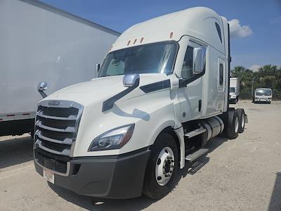 Used 2022 Freightliner Cascadia Detroit Diesel DD15 Semi Truck with Sleeper Cab for sale #543912 - photo 1