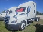 Used 2022 Freightliner Cascadia Detroit Diesel DD15 Semi Truck with Sleeper Cab for sale #543913 - photo 1