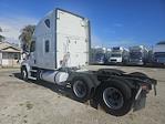 Used 2018 Freightliner Cascadia Detroit Diesel DD15 Semi Truck with Sleeper Cab for sale #765534 - photo 2